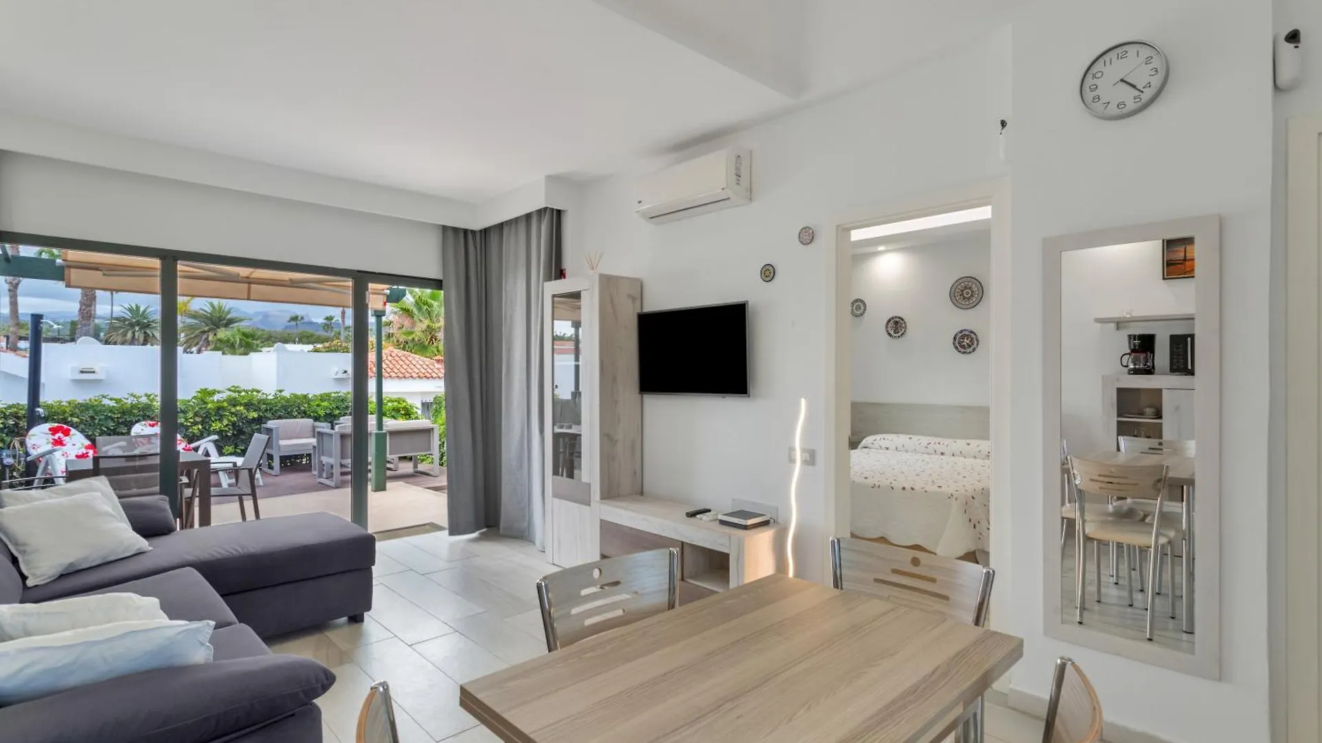 Holiday park Casa Tommy 13 Hotel Maspalomas  Spain