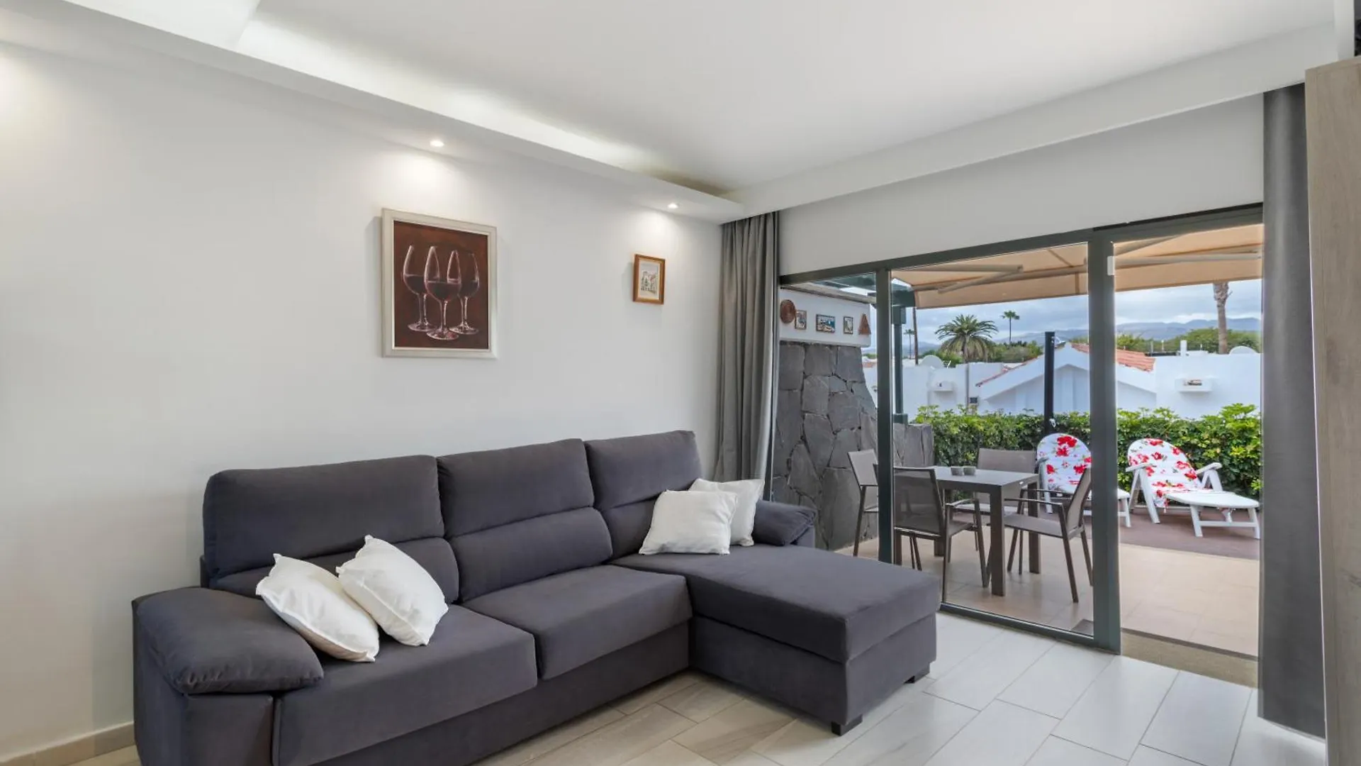 Casa Tommy 13 Hotel Maspalomas  Maspalomas (Gran Canaria)